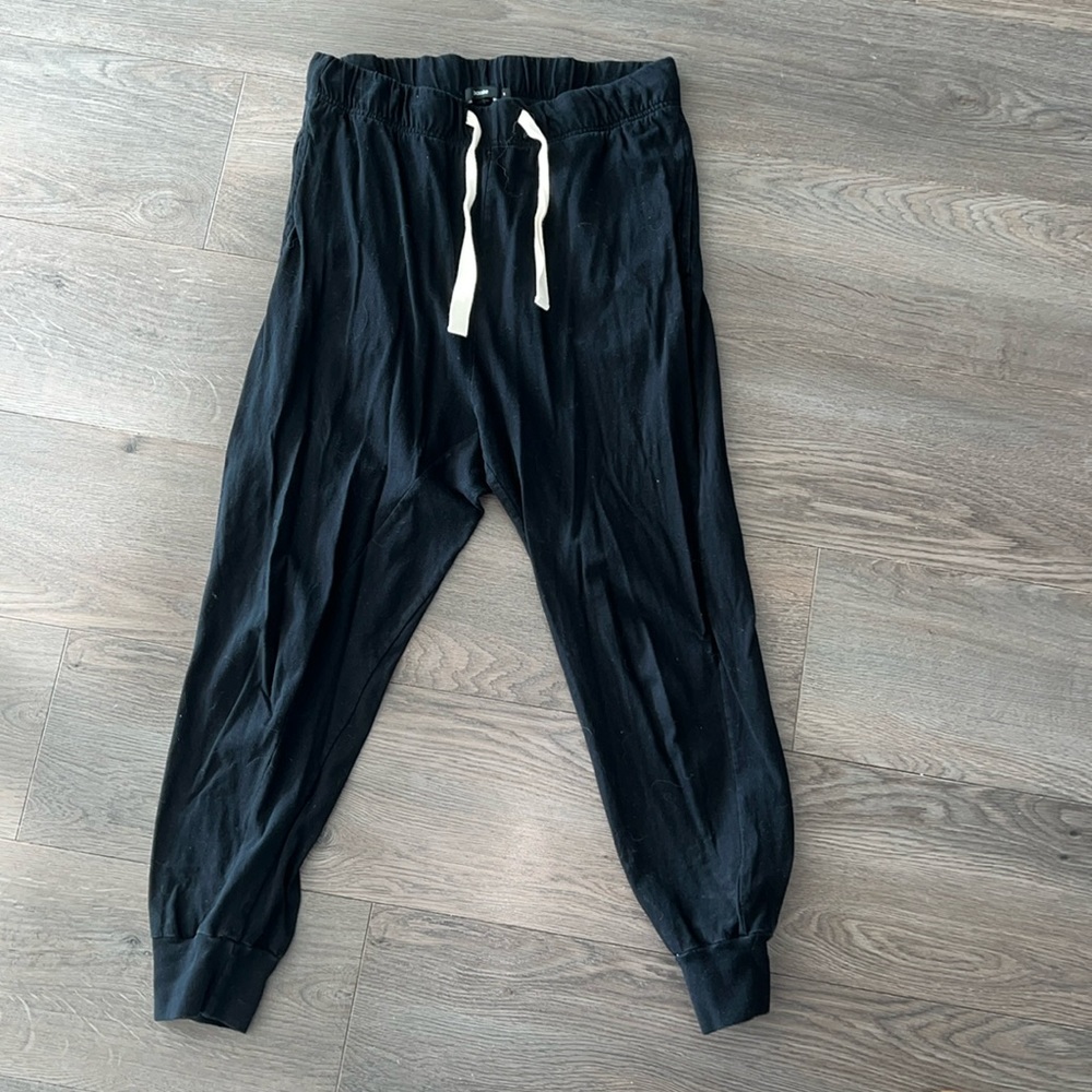 bassike slouch jersey pant in black. Size small!